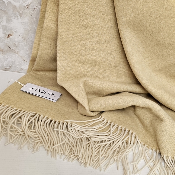 Fibre By Auskin Wool Cashmere 55x71 Throw Blanket - Picture 8 of 11